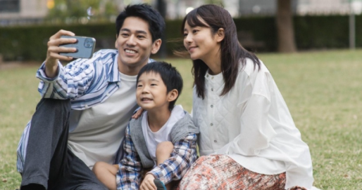 Review Film Love Life Drama Romansa Jepang yang Unik